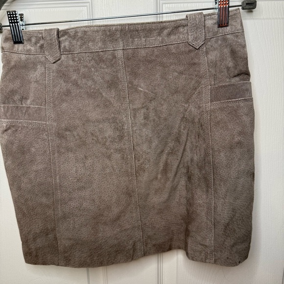 BlankNYC Gray Leather Mini Skirt with Snap Buttons Size 27 GUC - Picture 3 of 6